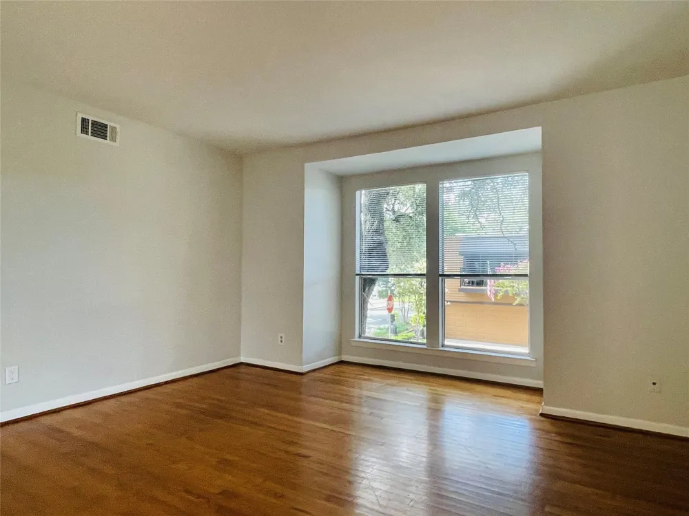 3420 Mount Vernon Street #13 Houston, TX 77006