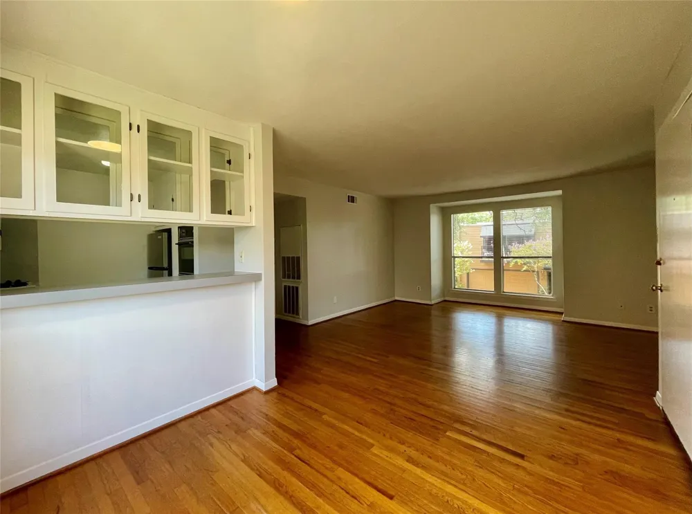 3420 Mount Vernon Street #13 Houston, TX 77006