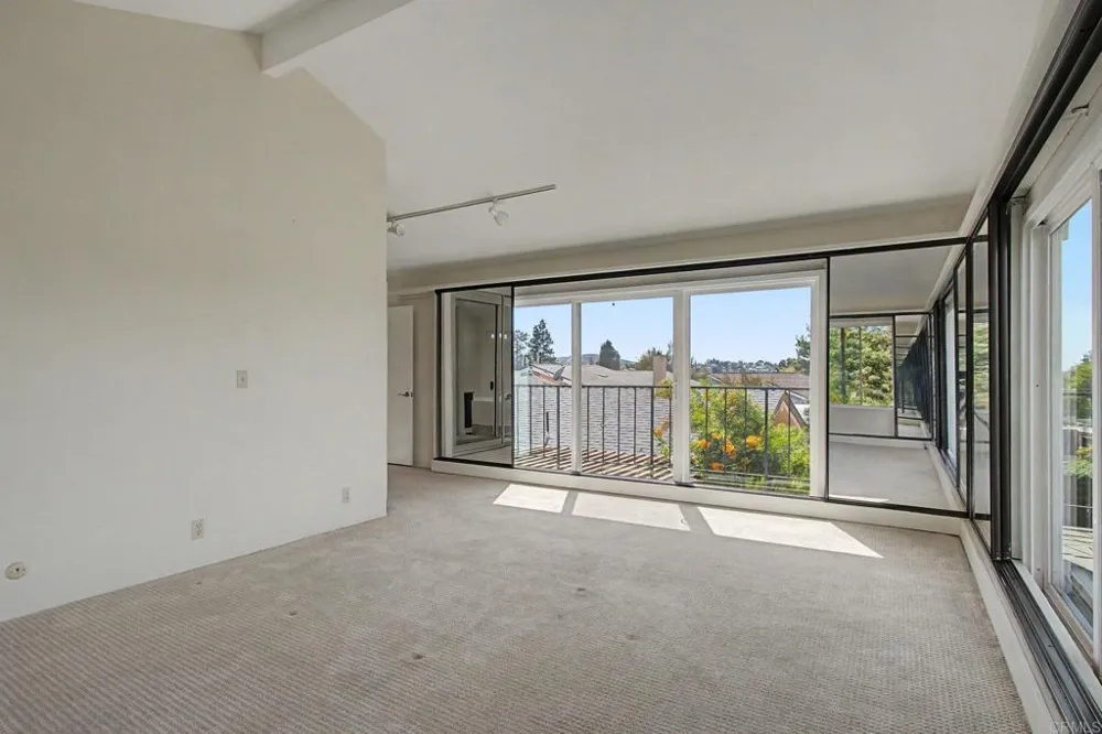 10774 Calle Juan Spring Valley, CA 91978