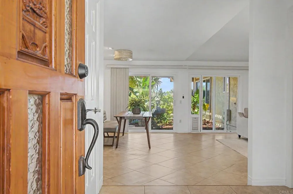 10774 Calle Juan Spring Valley, CA 91978
