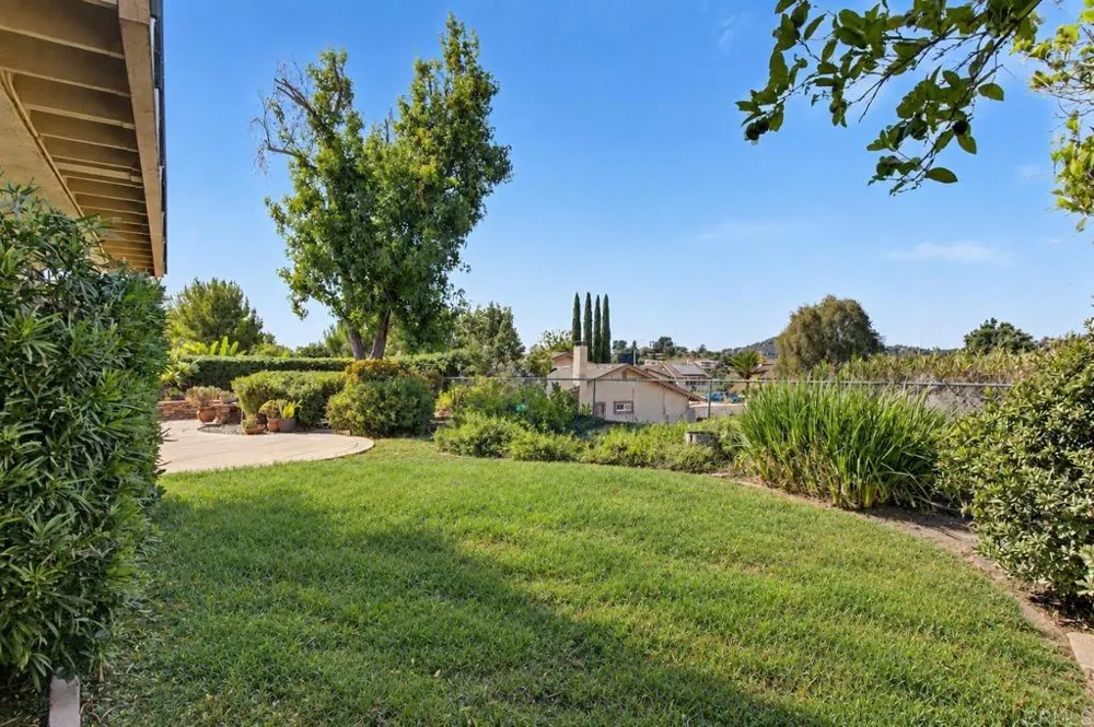10774 Calle Juan Spring Valley, CA 91978