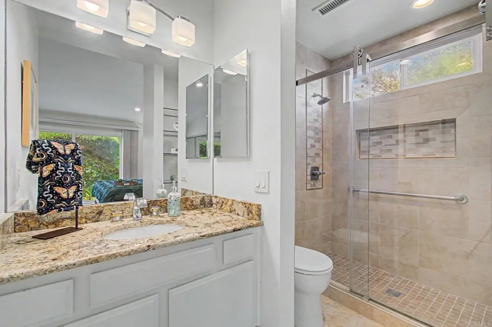 10774 Calle Juan Spring Valley, CA 91978
