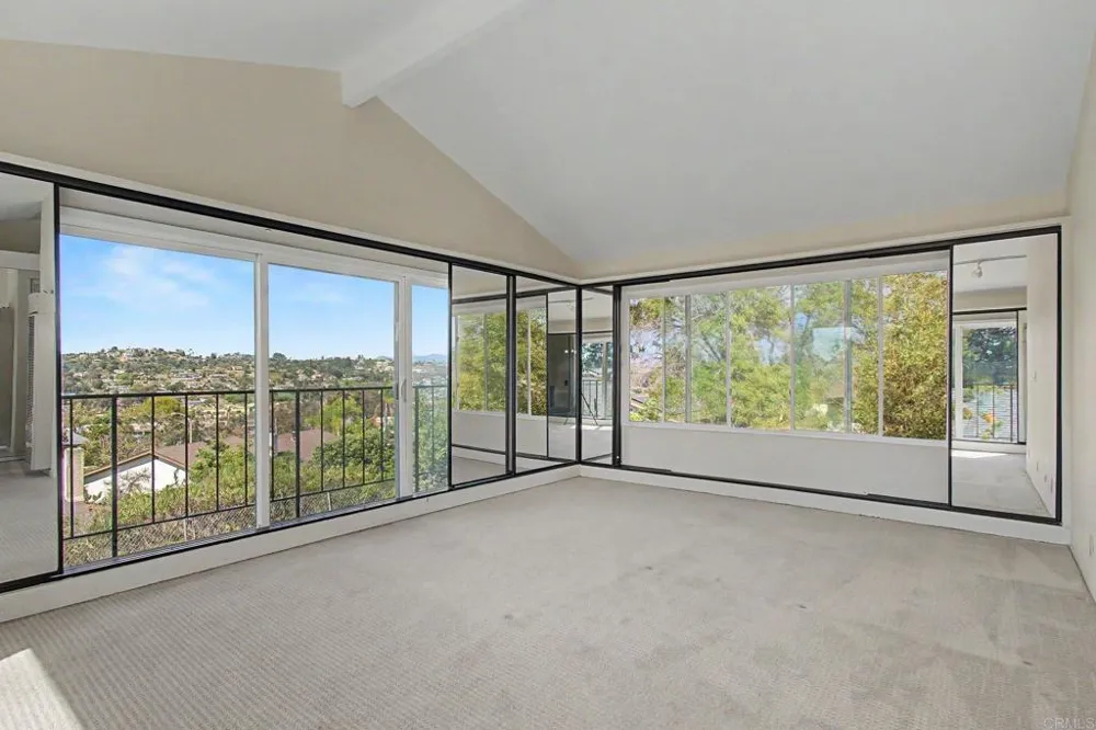 10774 Calle Juan Spring Valley, CA 91978