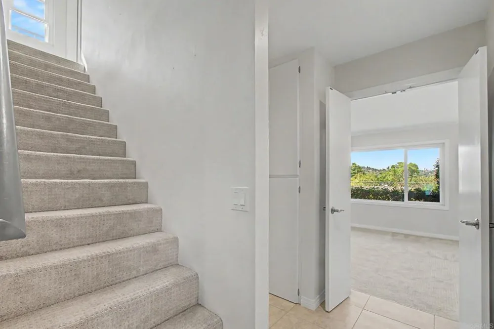 10774 Calle Juan Spring Valley, CA 91978