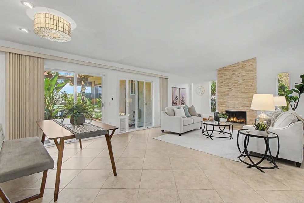 10774 Calle Juan Spring Valley, CA 91978