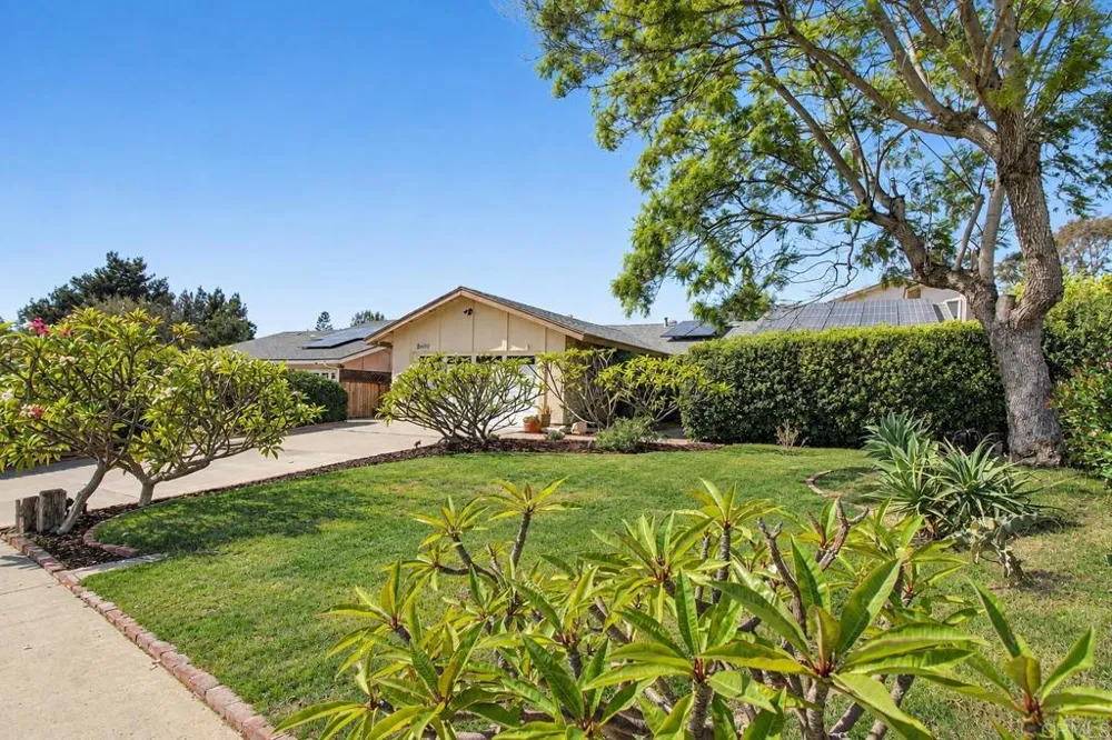 10774 Calle Juan Spring Valley, CA 91978