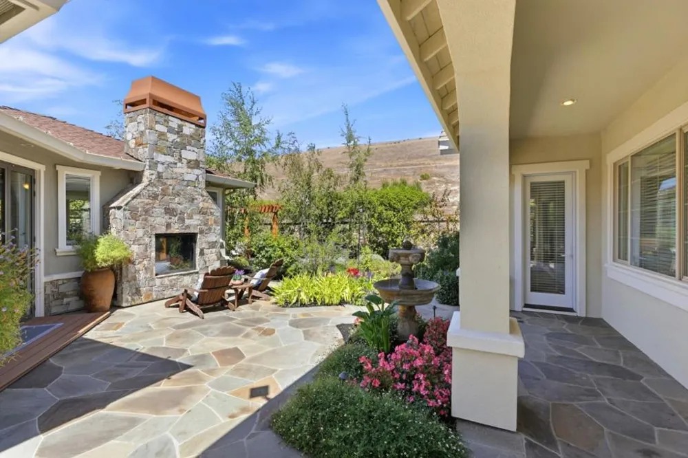 10115 Ridgeline Court Dublin, CA 94568