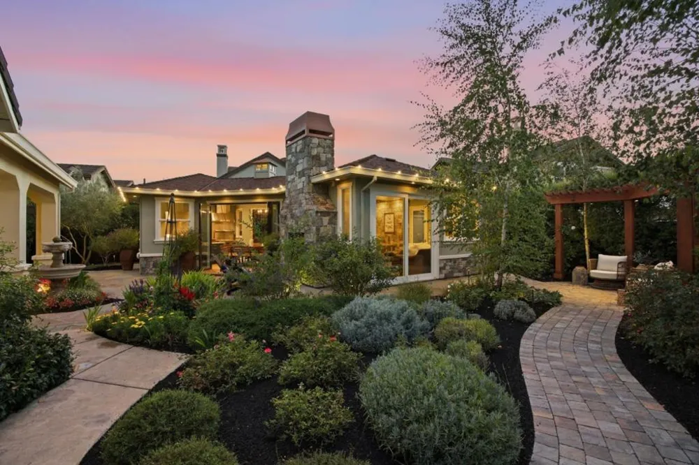 10115 Ridgeline Court Dublin, CA 94568
