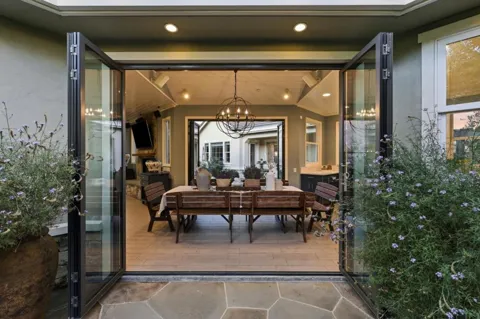 10115 Ridgeline Court