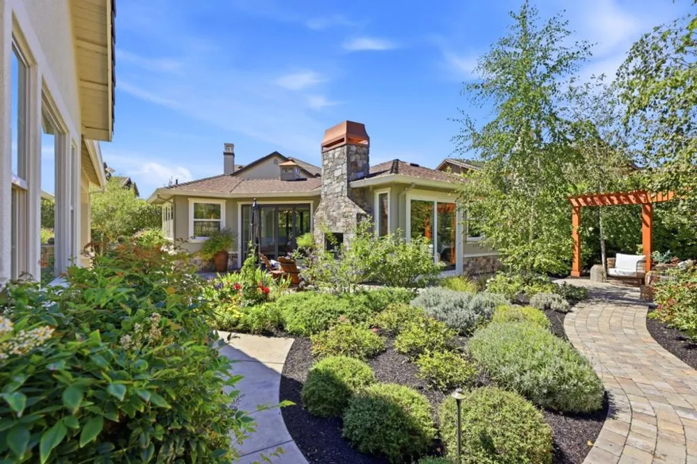 10115 Ridgeline Court Dublin, CA 94568