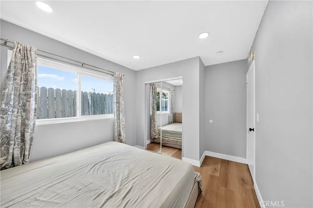 8451 Cedarview Court Cypress, CA 90630