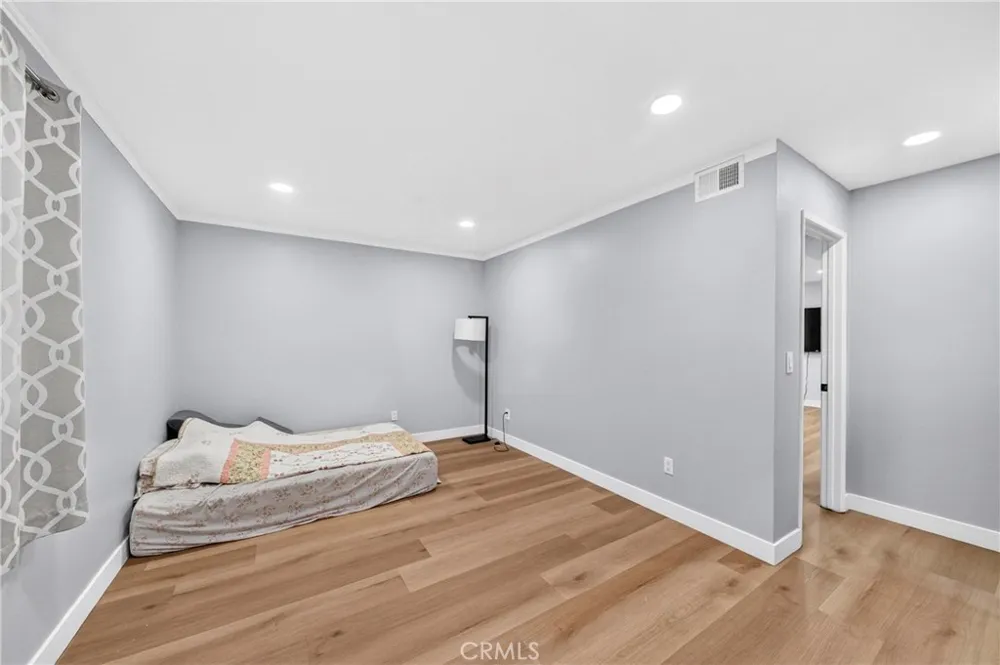8451 Cedarview Court Cypress, CA 90630