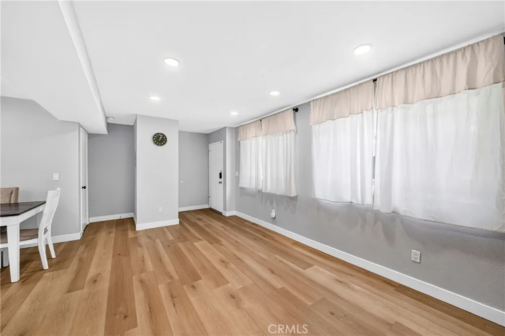 8451 Cedarview Court Cypress, CA 90630