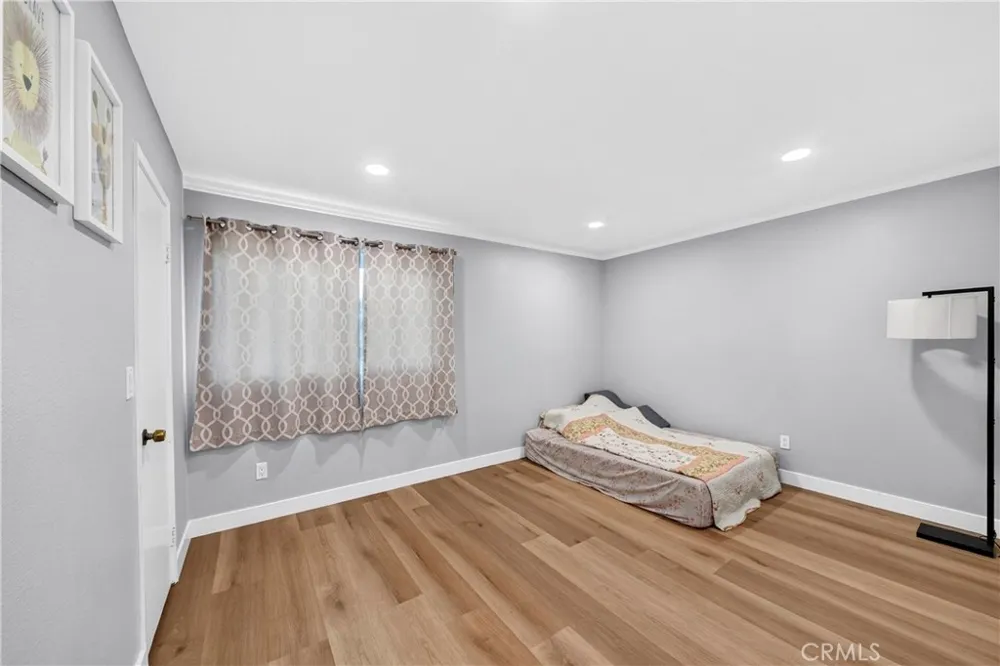 8451 Cedarview Court Cypress, CA 90630