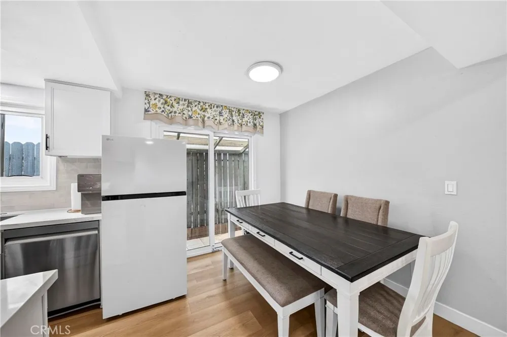 8451 Cedarview Court Cypress, CA 90630