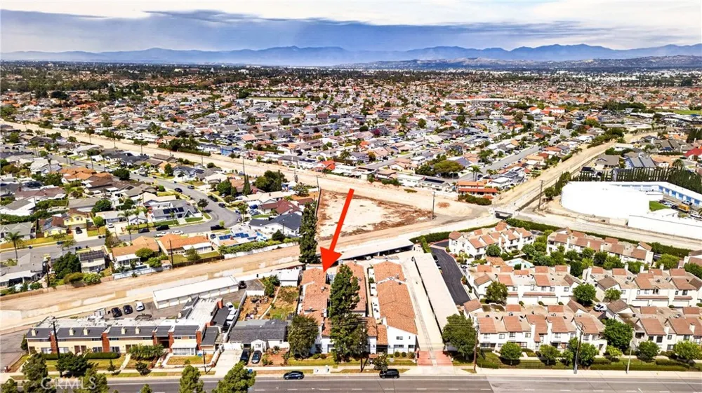 8451 Cedarview Court Cypress, CA 90630