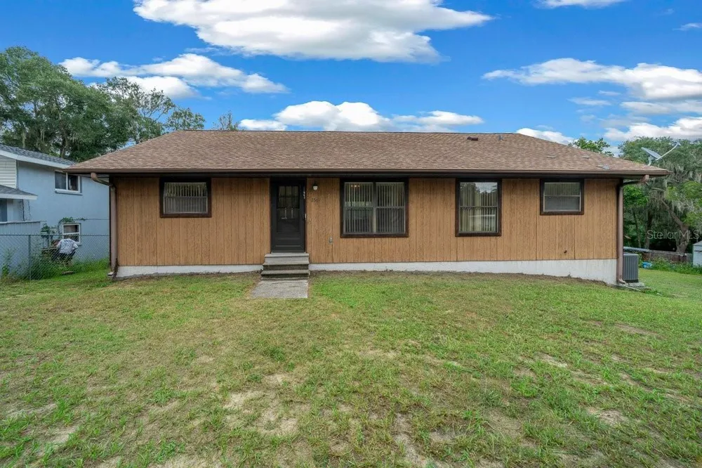 3561 W HILLTOP LANE Dunnellon, FL 34433