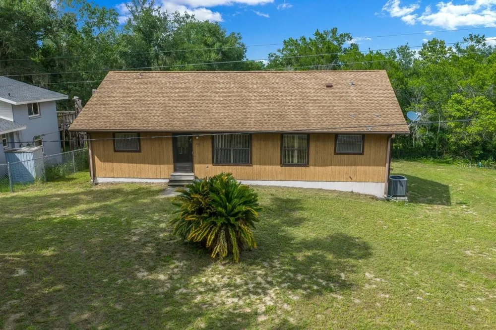 3561 W HILLTOP LANE Dunnellon, FL 34433