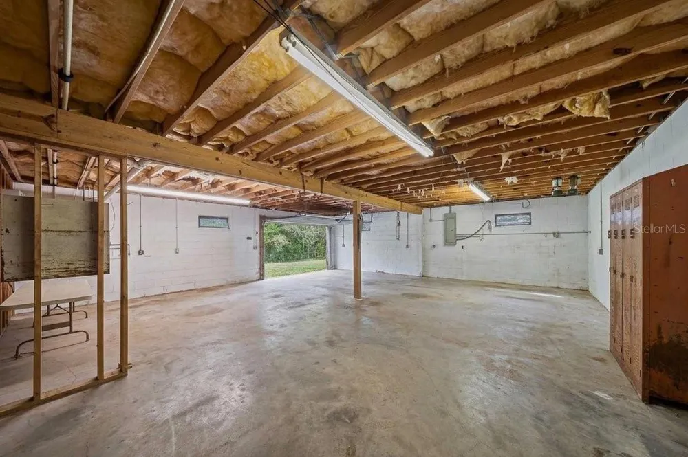 3561 W HILLTOP LANE Dunnellon, FL 34433