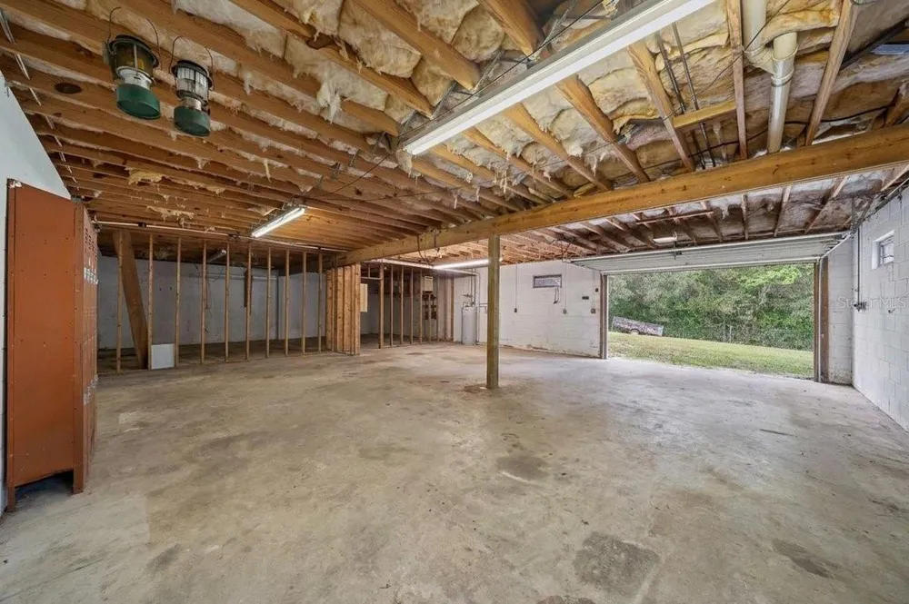3561 W HILLTOP LANE Dunnellon, FL 34433
