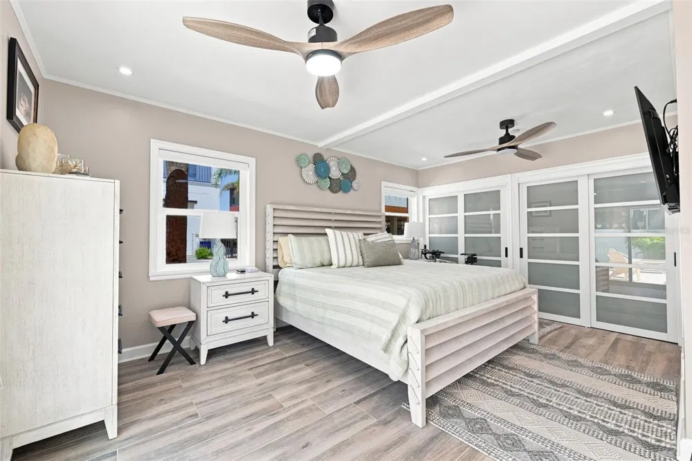 2706 GULF BOULEVARD Indian Rocks Beach, FL 33785