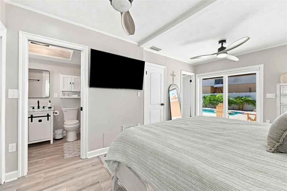 2706 GULF BOULEVARD Indian Rocks Beach, FL 33785