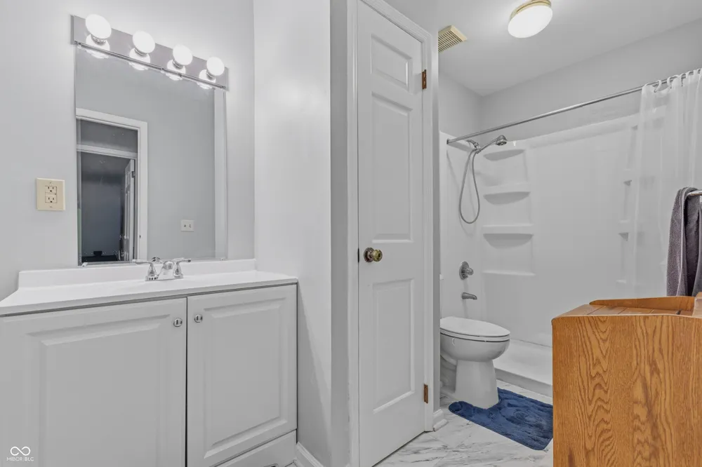 4408 Clovelly Court Indianapolis, IN 46254