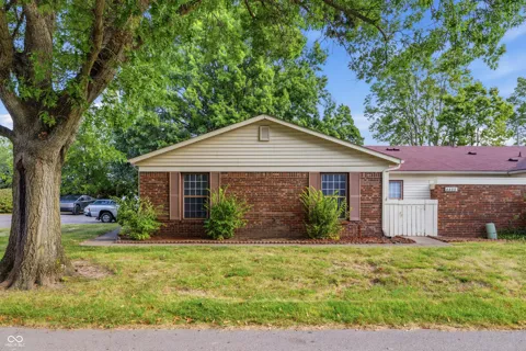 4408 Clovelly Court