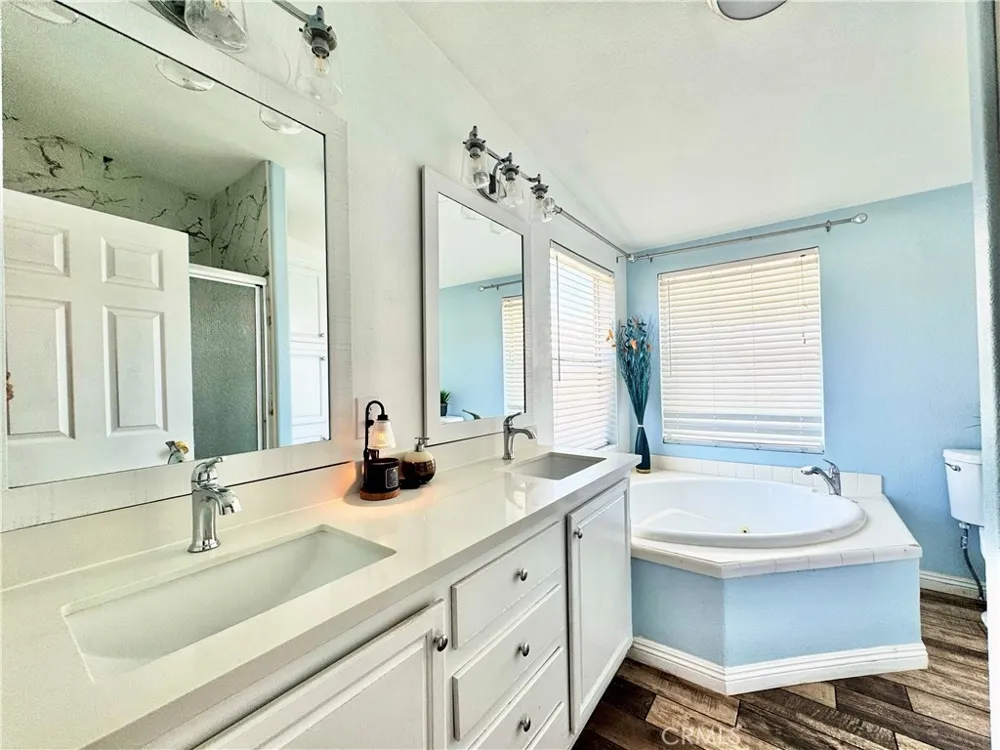 989 Bettina San Jacinto, CA 92582