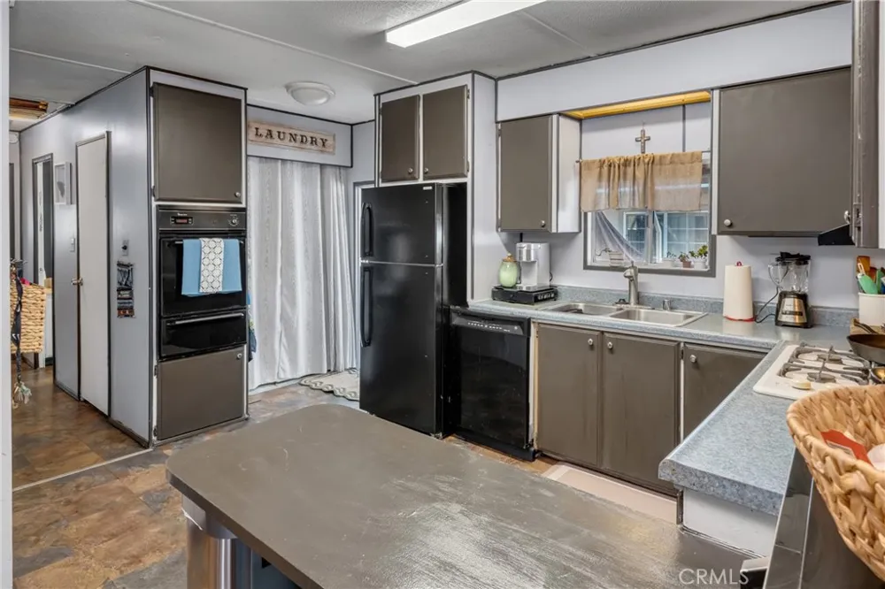 1205 Cypress #162 San Dimas, CA 91773