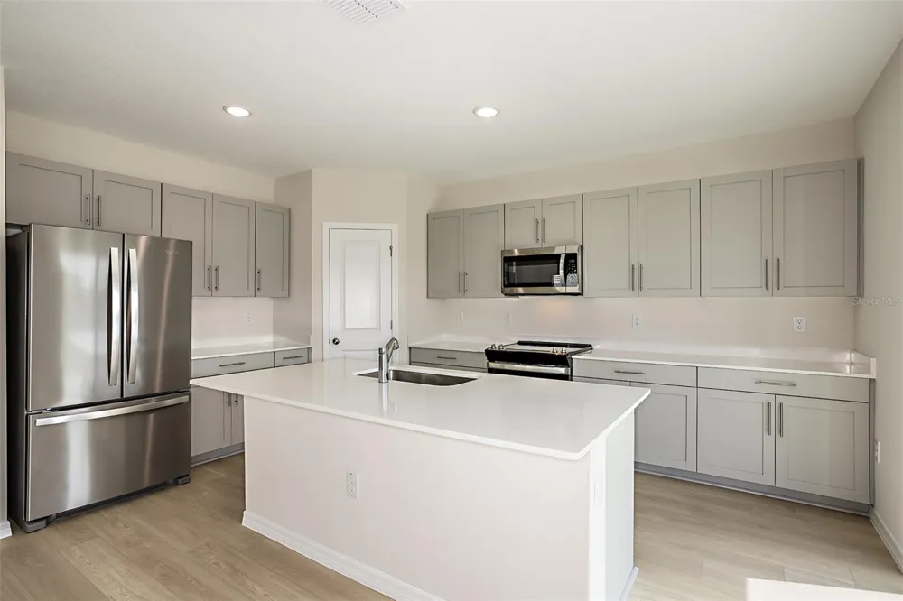 5441 SAN PIETRO DRIVE Winter Haven, FL 33884