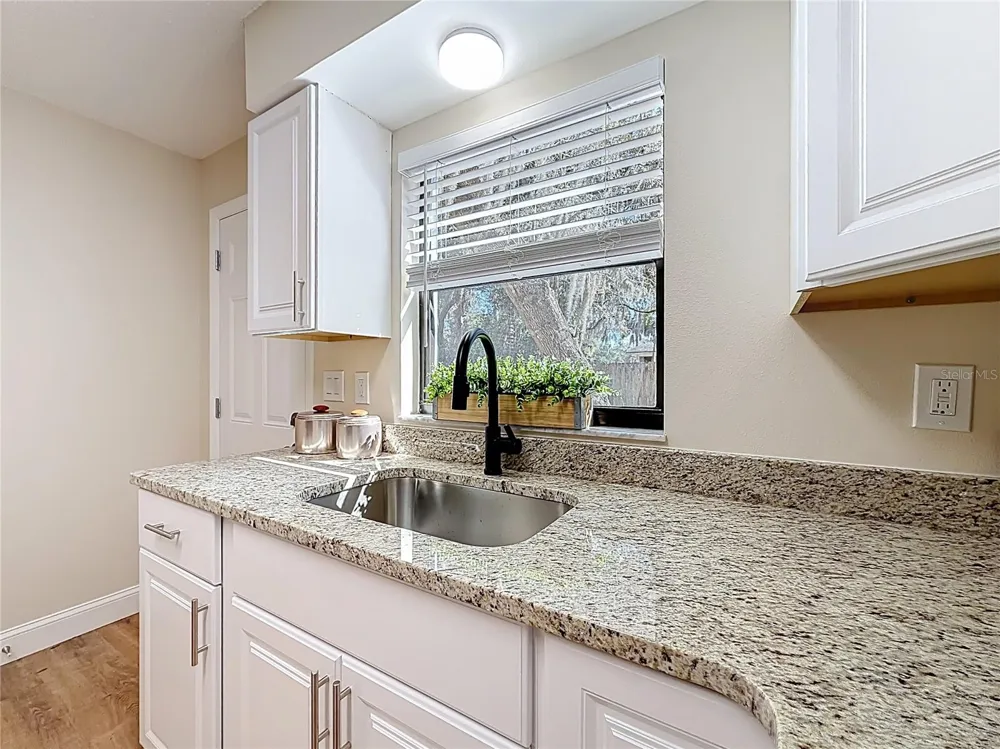 416 HOURGLASS TERRACE Crystal River, FL 34429