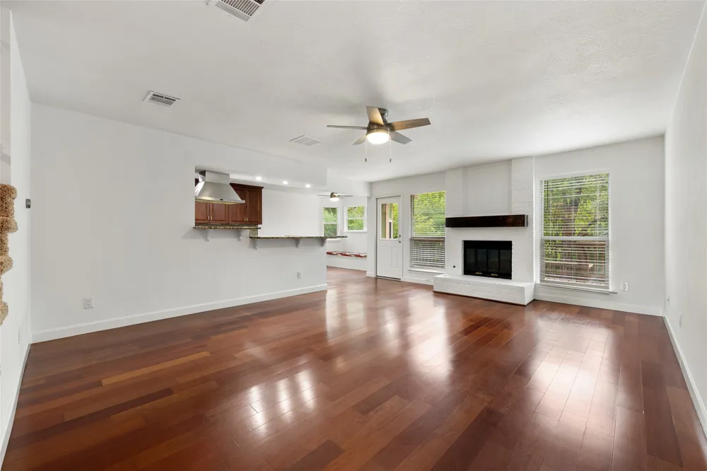 11902 Rickem Cove Austin, TX 78758