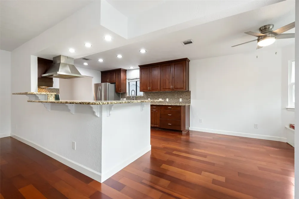 11902 Rickem Cove Austin, TX 78758