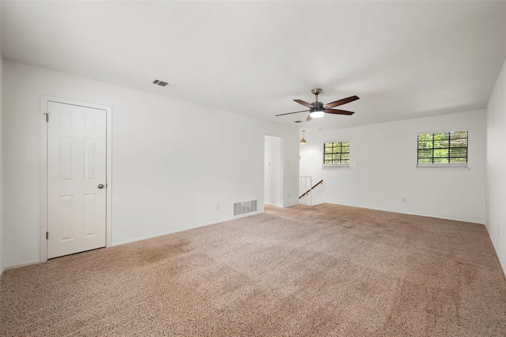 11902 Rickem Cove Austin, TX 78758