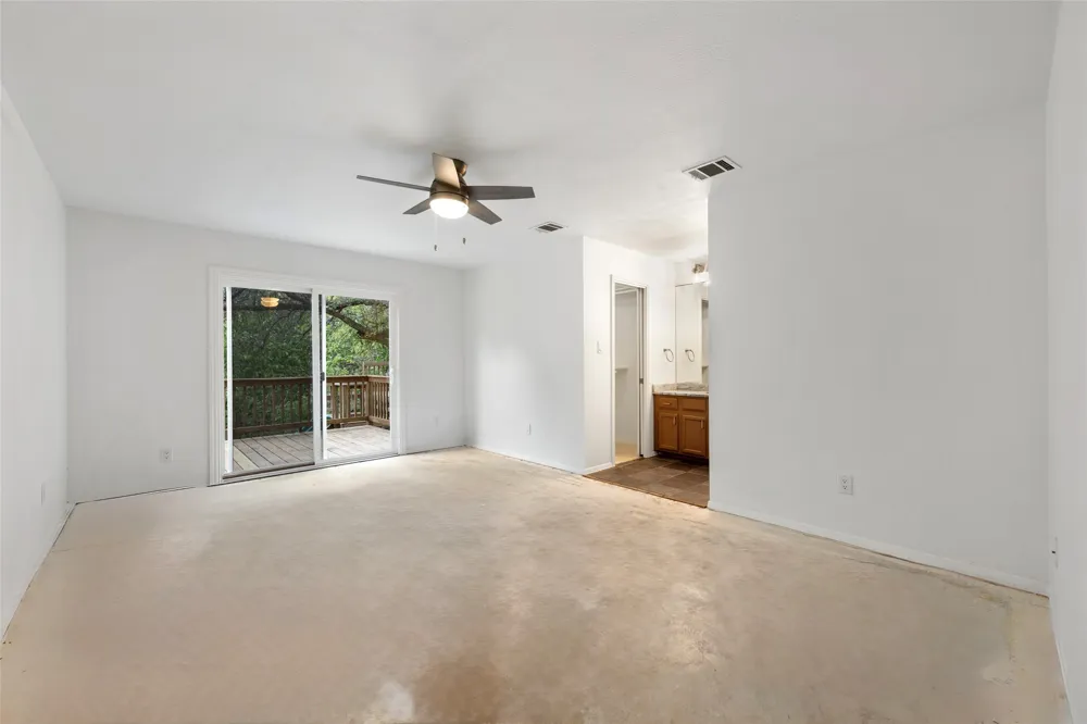 11902 Rickem Cove Austin, TX 78758