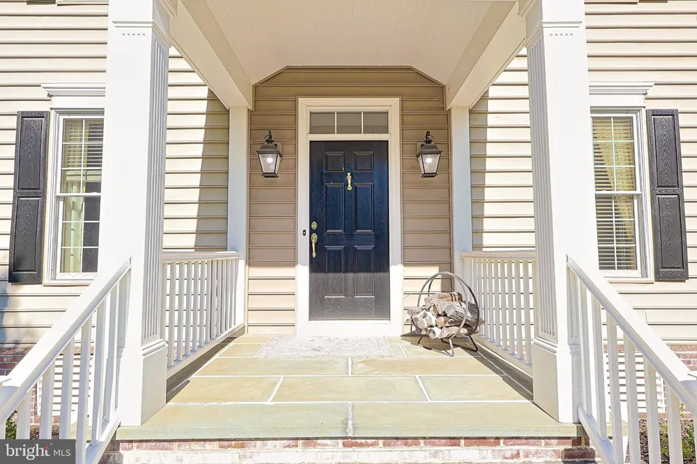 134 HEATHER DRIVE New Hope, PA 18938