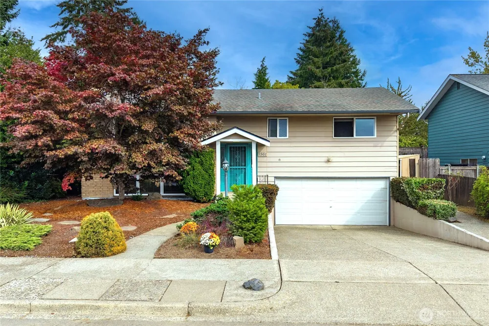 1561 S MacArthur Street Tacoma, WA 98465