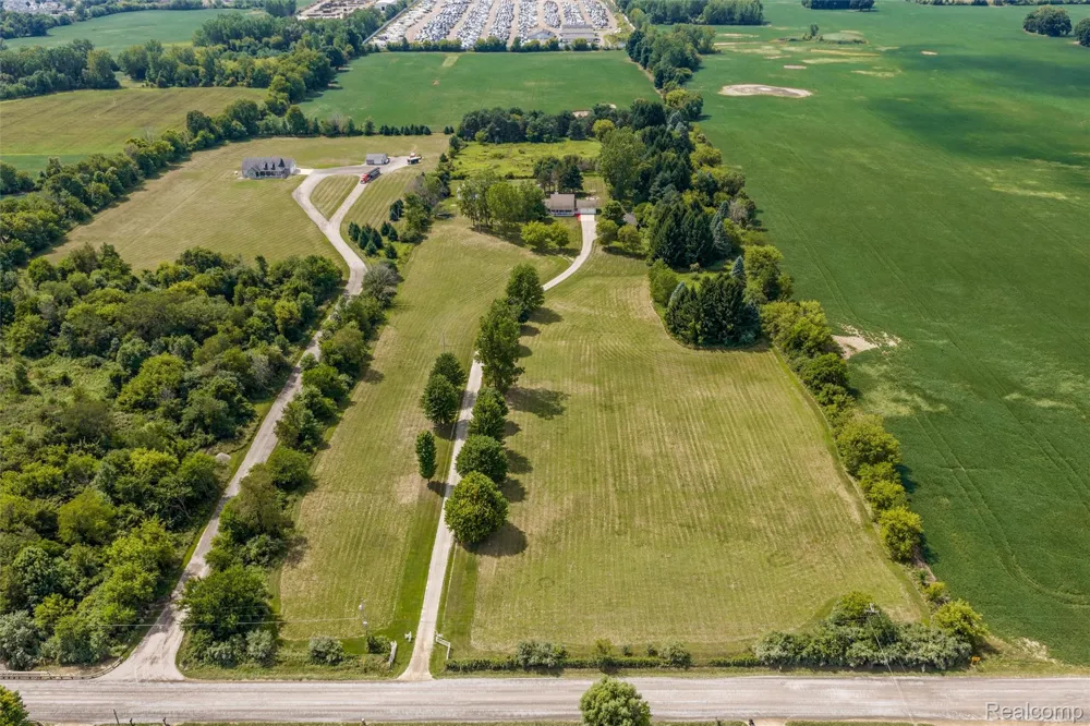 4489 Oak Road Richfield Township, MI 48423
