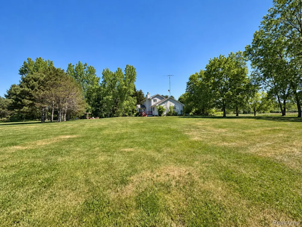 4489 Oak Road Richfield Township, MI 48423