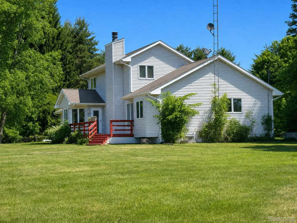 4489 Oak Road Richfield Township, MI 48423
