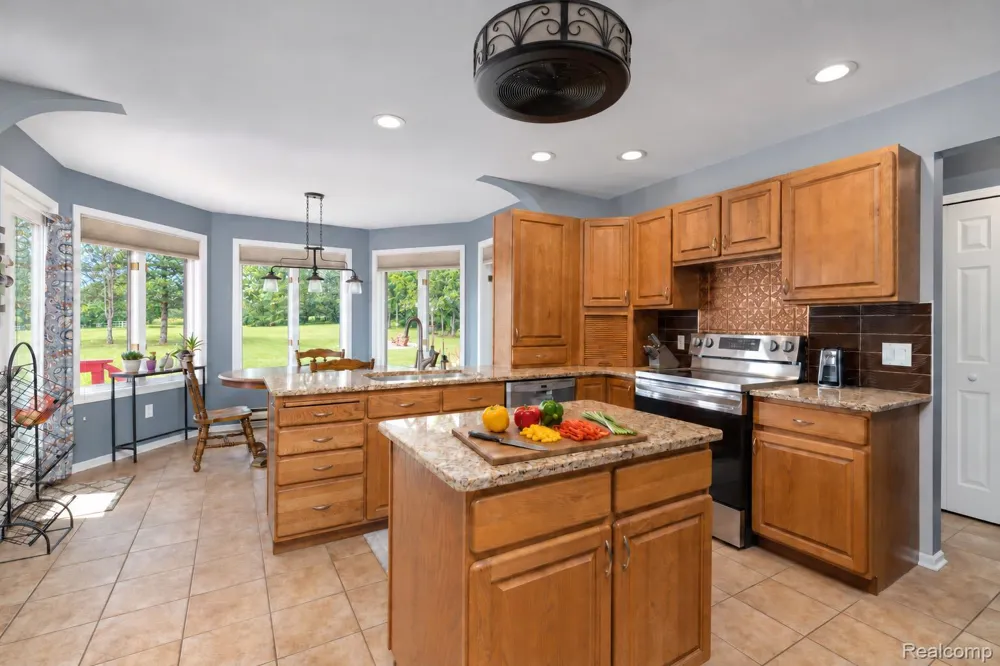 4489 Oak Road Richfield Township, MI 48423
