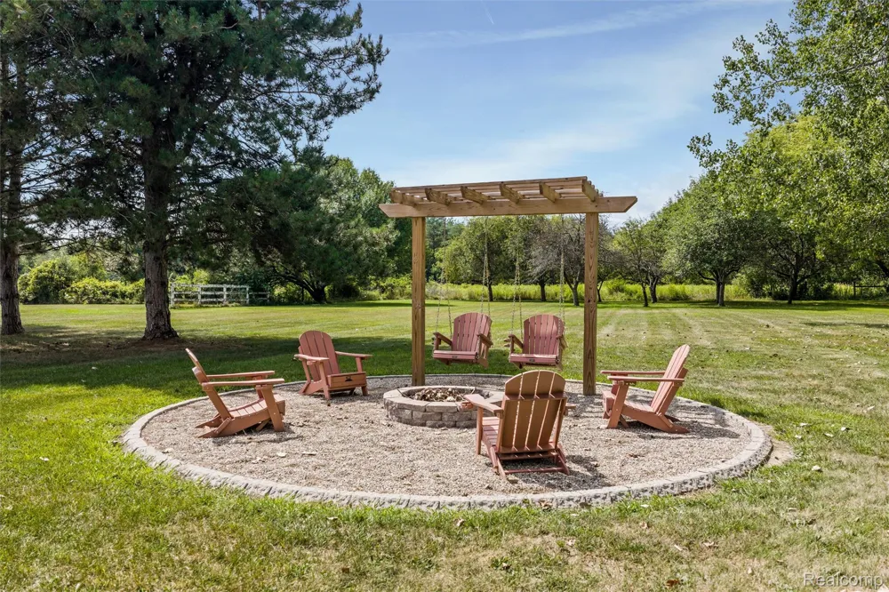 4489 Oak Road Richfield Township, MI 48423