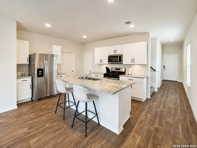 5016 Snap Hook San Antonio, TX 78261