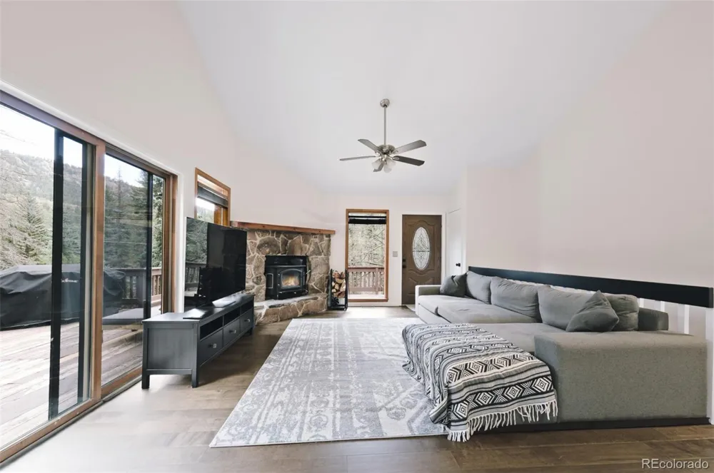 961 Roland Drive Bailey, CO 80421