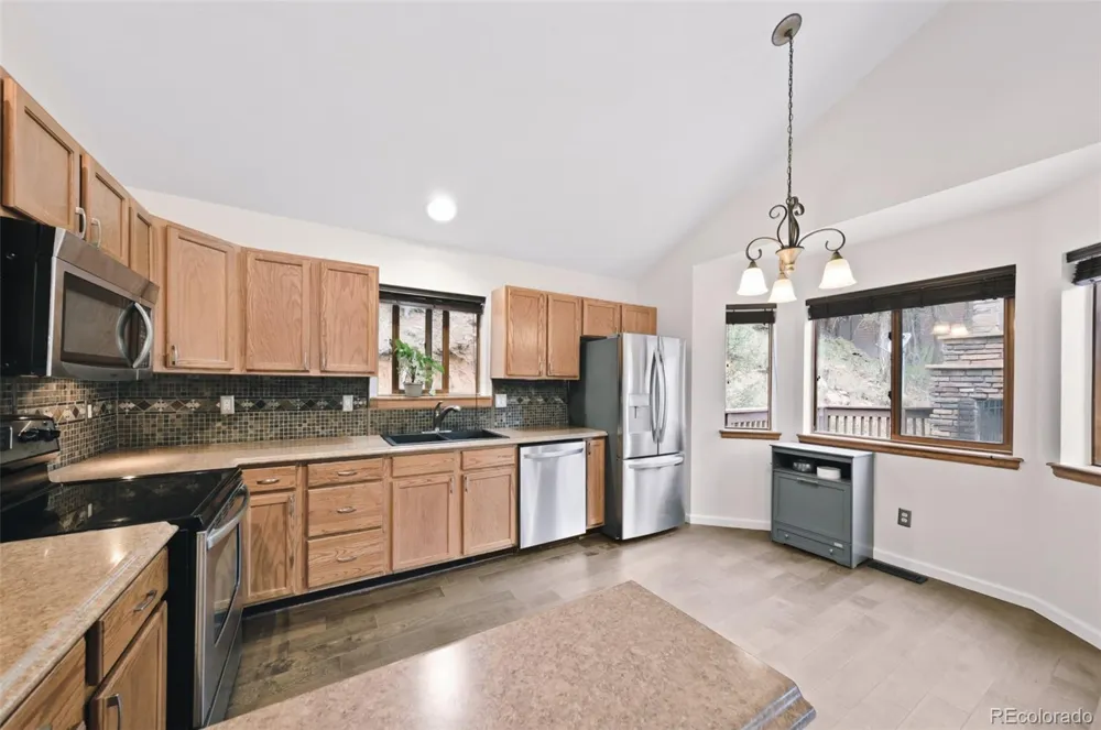 961 Roland Drive Bailey, CO 80421