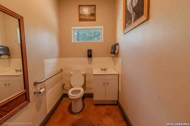 3710 WATERWOOD PASS DR Elmendorf, TX 78112