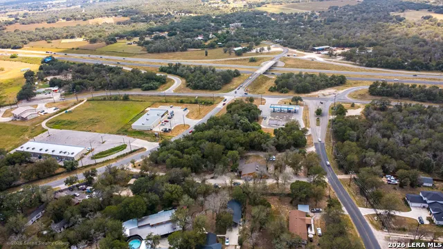 3710 WATERWOOD PASS DR Elmendorf, TX 78112