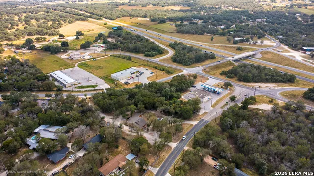 3710 WATERWOOD PASS DR Elmendorf, TX 78112