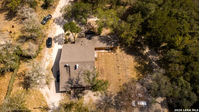 3710 WATERWOOD PASS DR Elmendorf, TX 78112